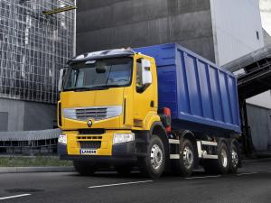 Renault Premium Lander 8x4 '2006